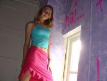 Blonde teen flash small